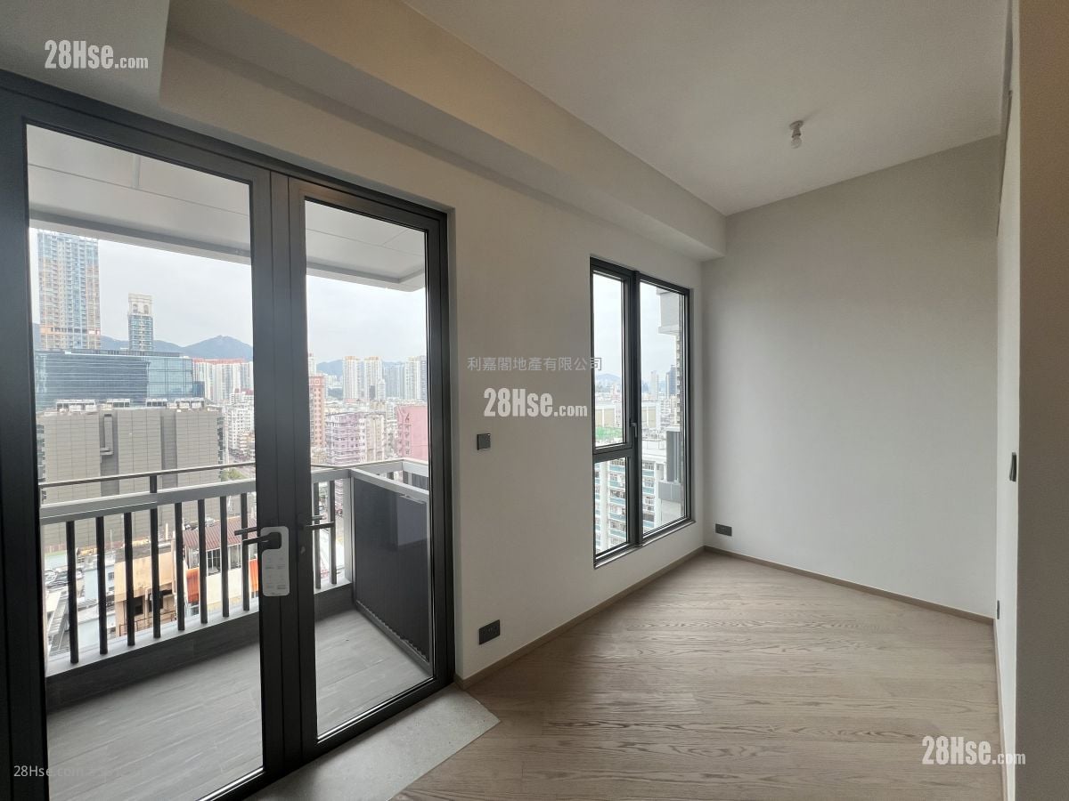 连方 租盘 266 平方尺