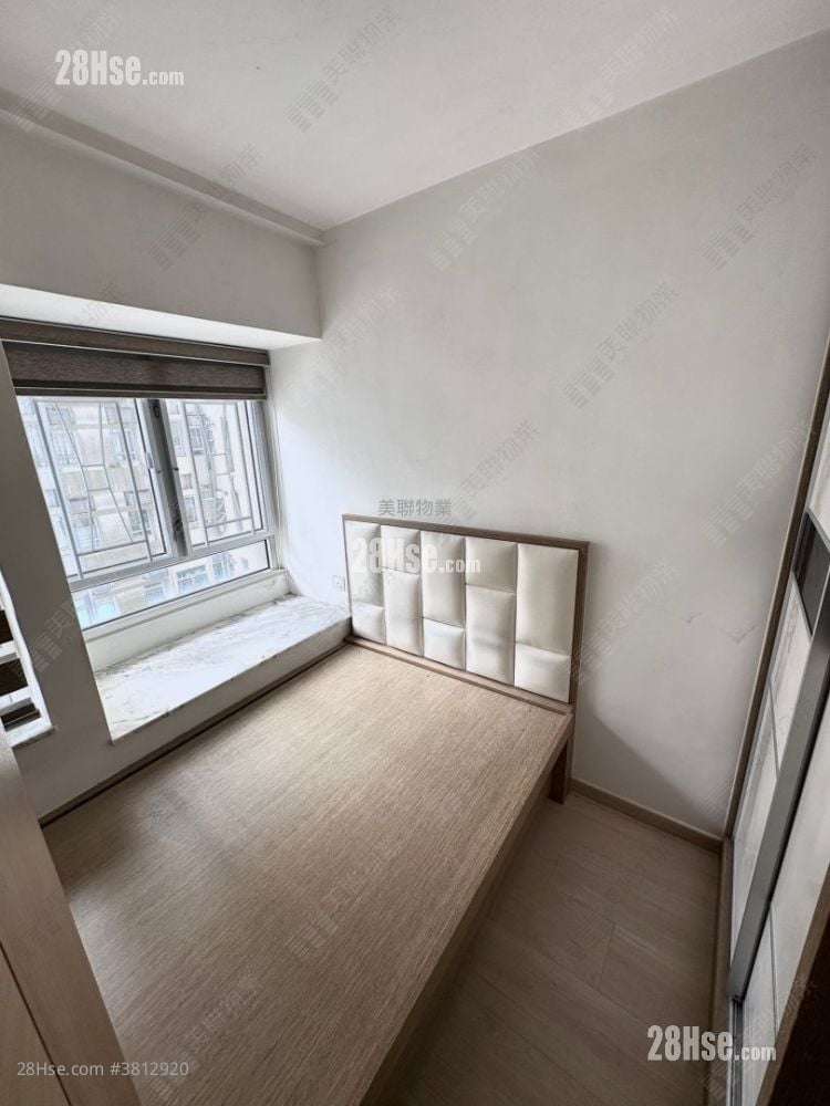 New Kwai Fong Gardens Sell 2 Bedrooms , 1 Bathroom 415 ft²