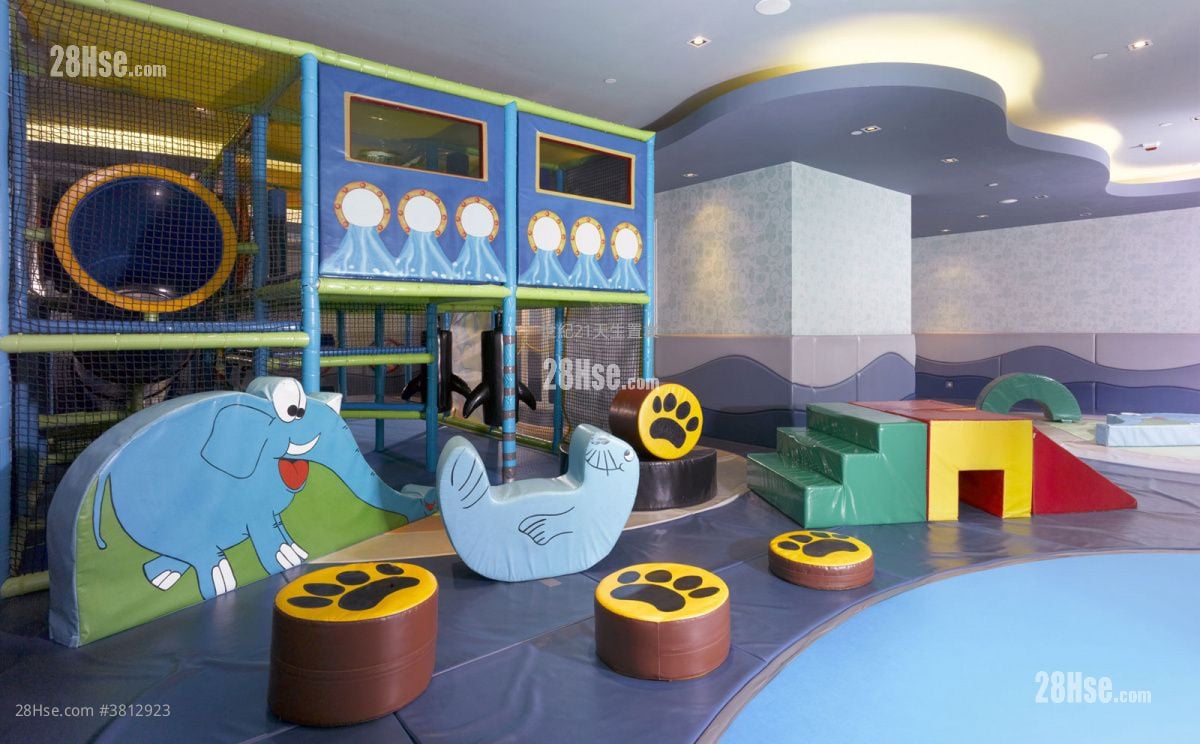 香港黄金海岸 售盘 3 房 , 1 浴室 685 平方尺