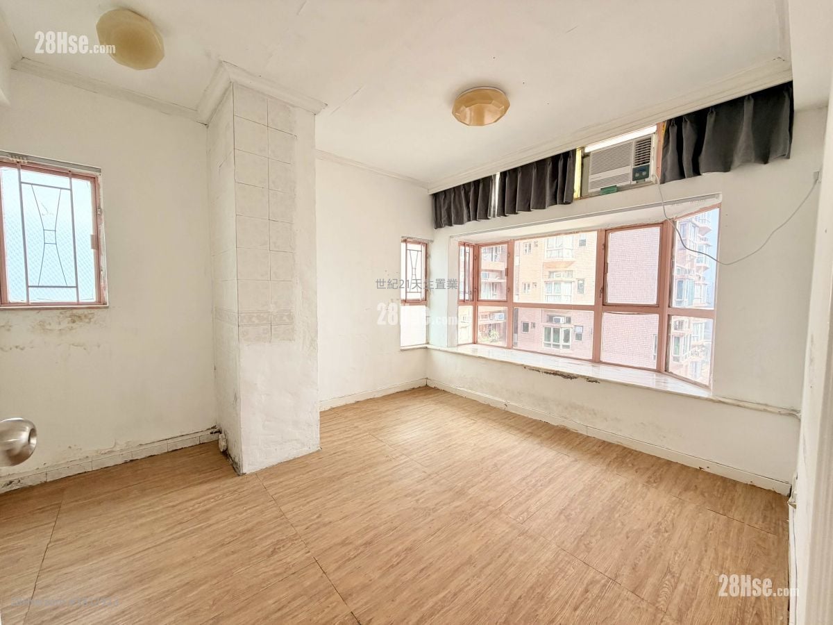 香港黄金海岸 售盘 3 房 , 1 浴室 685 平方尺