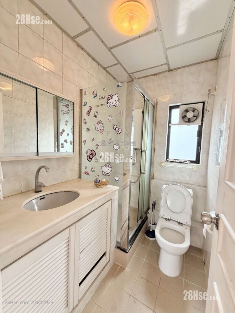 香港黄金海岸 售盘 3 房 , 1 浴室 685 平方尺