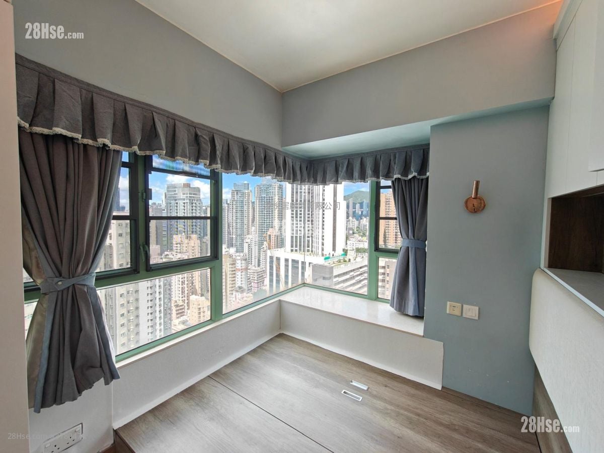 Royal Court Sell 3 Bedrooms 636 ft²