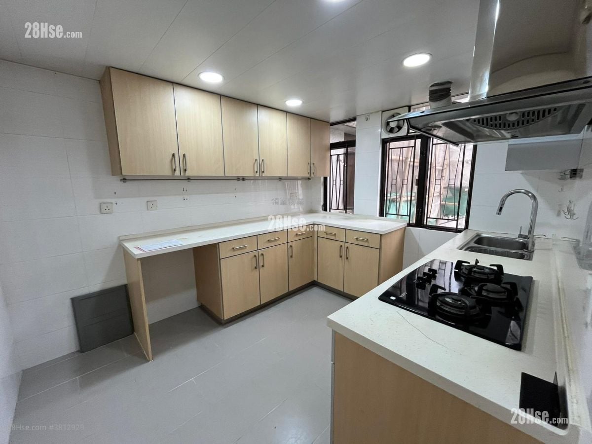 穎章大廈 售盤 3 房 , 2 浴室 1,116 平方呎