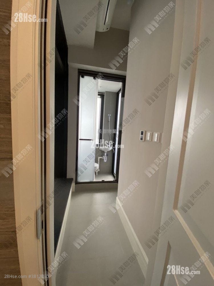 其它: 高尔夫御苑 租盘 3 房 , 3 浴室 967 平方尺