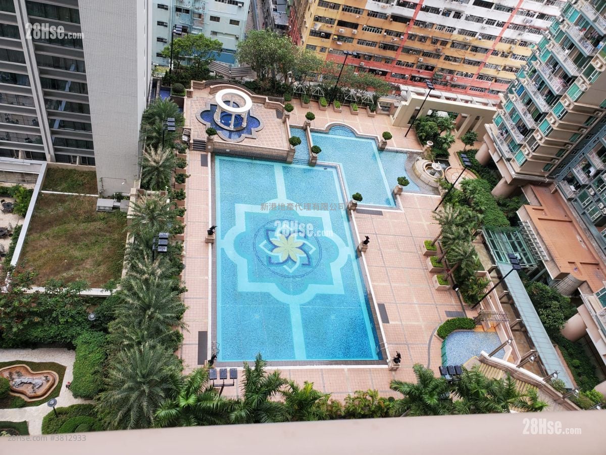 Sky Tower Sell 2 Bedrooms , 1 Bathroom 452 ft²