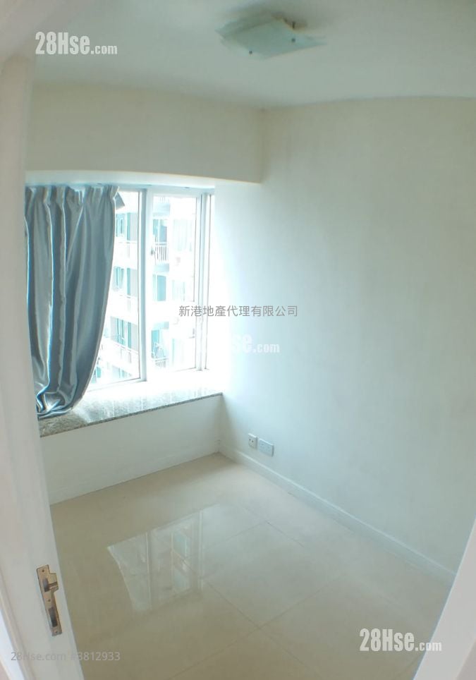 Sky Tower Sell 2 Bedrooms , 1 Bathroom 452 ft²