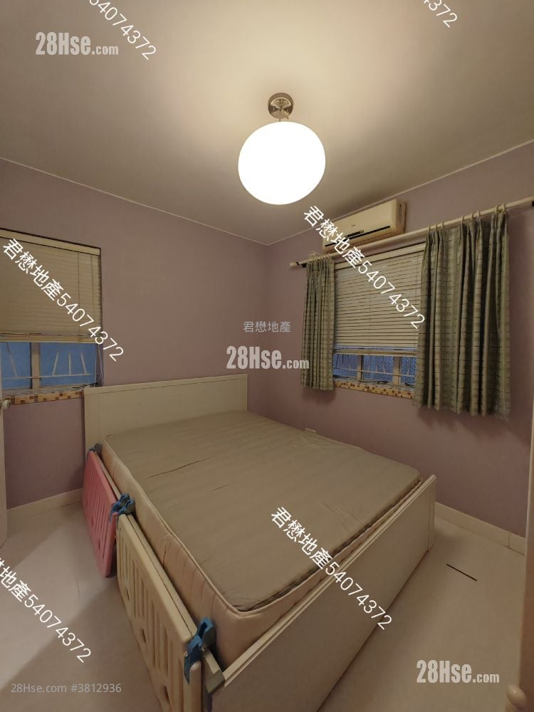 村屋 租盤 2 房 , 2 浴室 700 平方呎