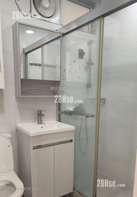 Tuen Mun Town Plaza Rental 2 Bedrooms 337 ft²