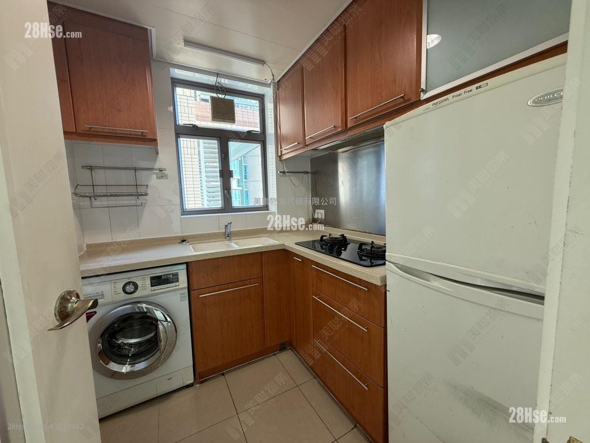 The Grandiose Sell 2 Bedrooms , 1 Bathroom 470 ft²