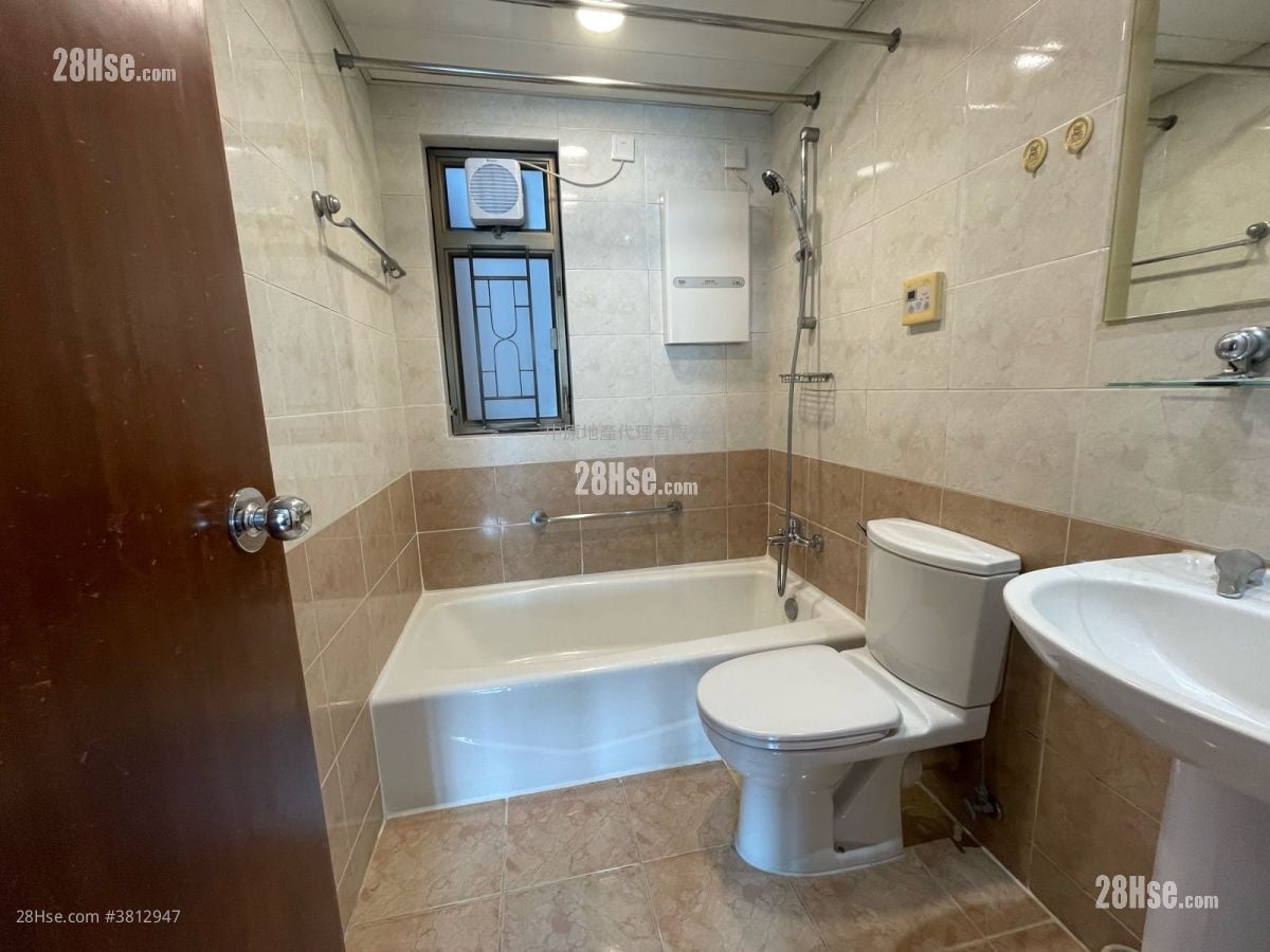 Serenade Cove Rental 3 Bedrooms , 2 Bathrooms 644 ft²