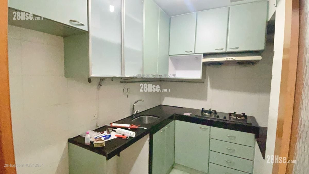 Belvedere Garden Rental 3 Bedrooms , 1 Bathroom 572 ft²