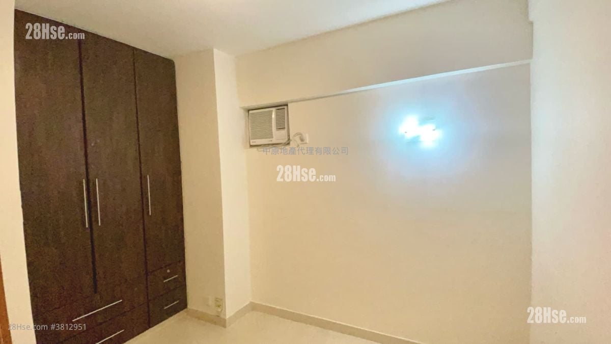 Belvedere Garden Rental 3 Bedrooms , 1 Bathroom 572 ft²