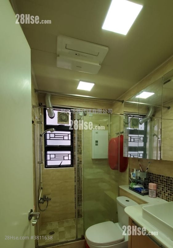 Sunshine Grove Sell 2 Bedrooms , 1 Bathroom 471 ft²