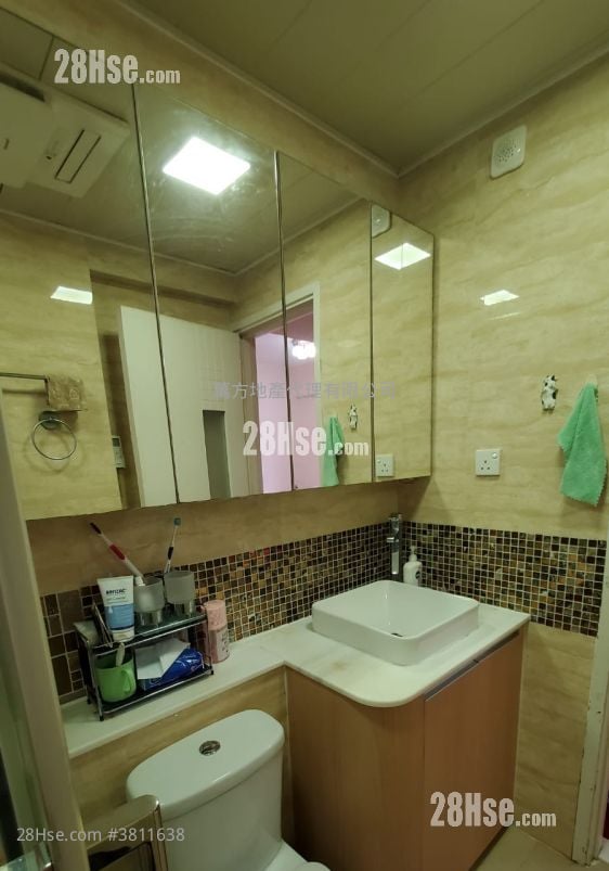 Sunshine Grove Sell 2 Bedrooms , 1 Bathroom 471 ft²