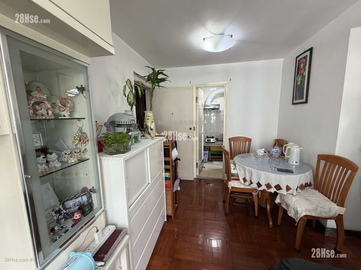 南丰新邨 售盘 2 房 , 1 浴室 391 平方尺