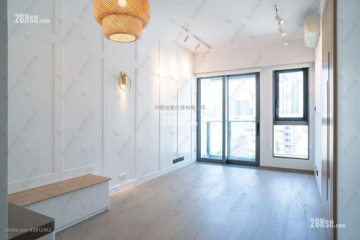 Phase 1B Of The Campton Sell 3 Bedrooms , 1 Bathroom 657 ft²