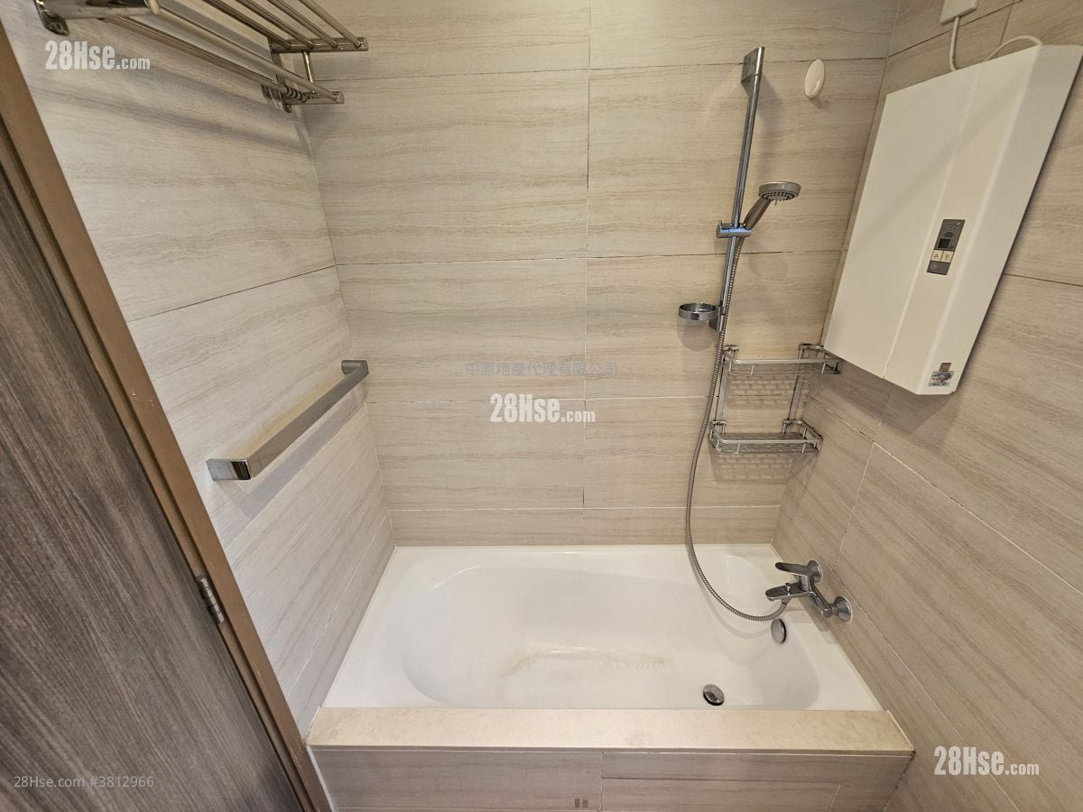 Heya Star Sell 2 Bedrooms , 1 Bathroom 520 ft²