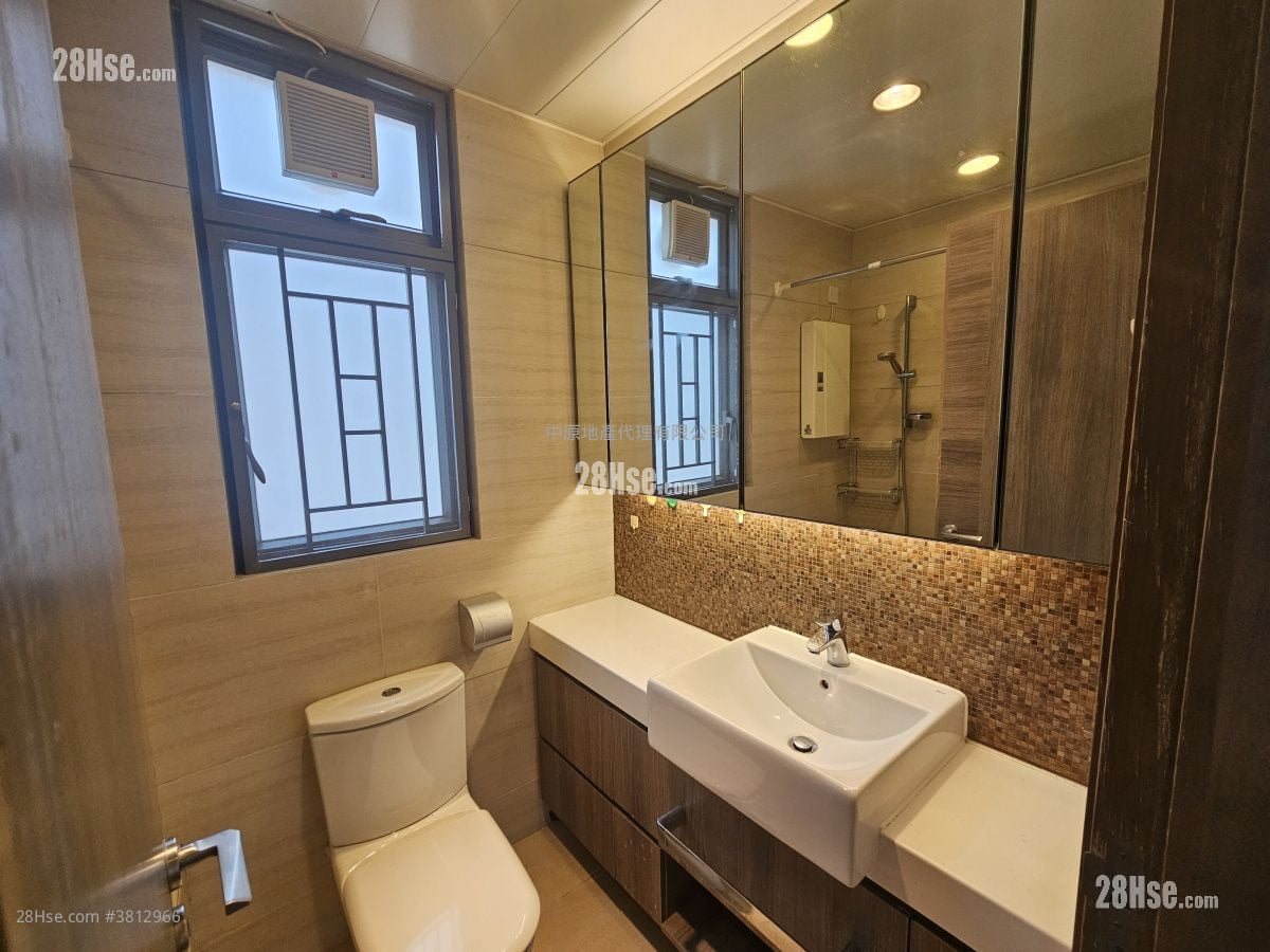 Heya Star Sell 2 Bedrooms , 1 Bathroom 520 ft²