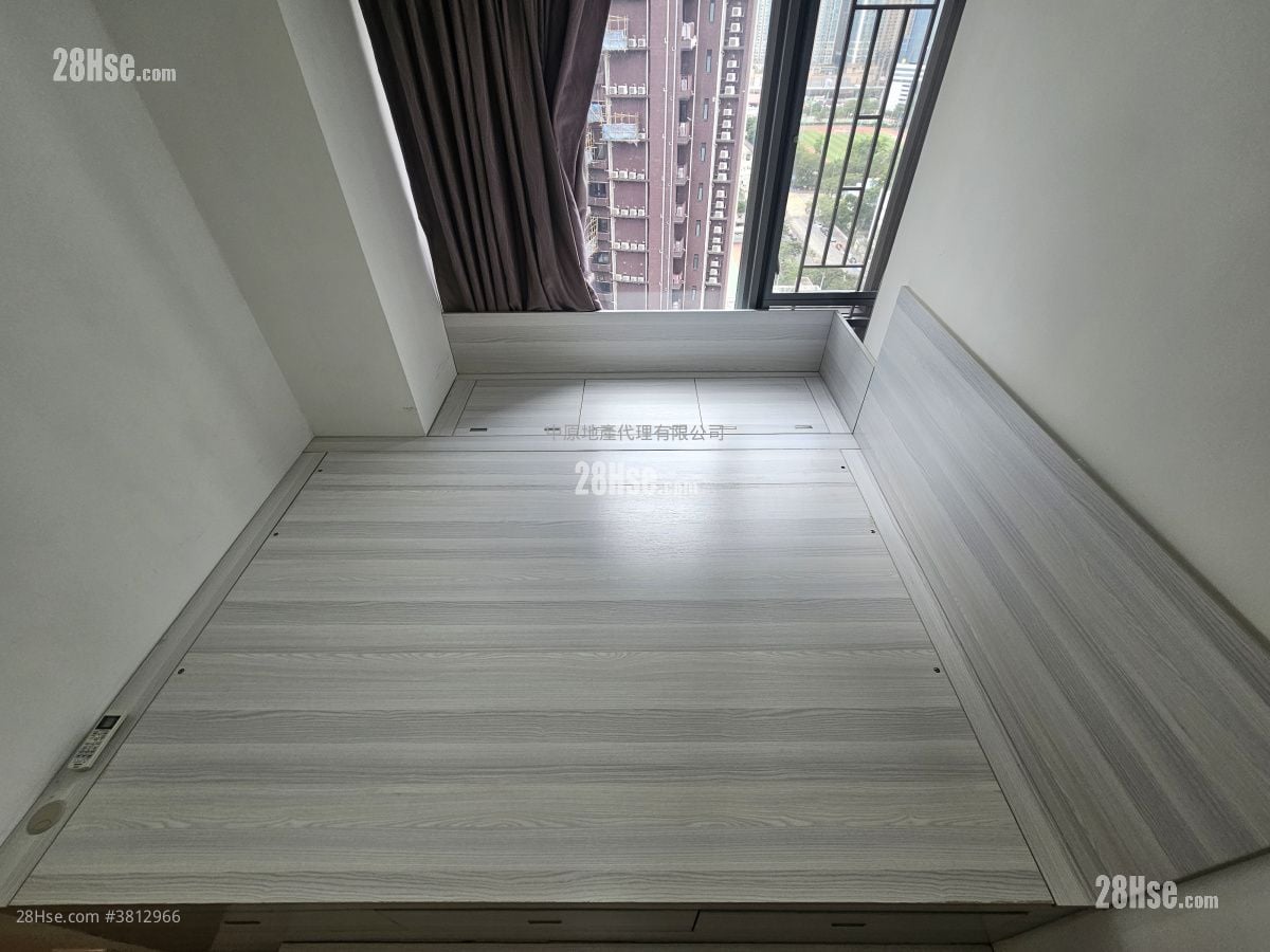 Heya Star Sell 2 Bedrooms , 1 Bathroom 520 ft²