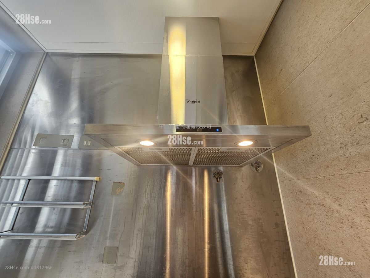 Heya Star Sell 2 Bedrooms , 1 Bathroom 520 ft²