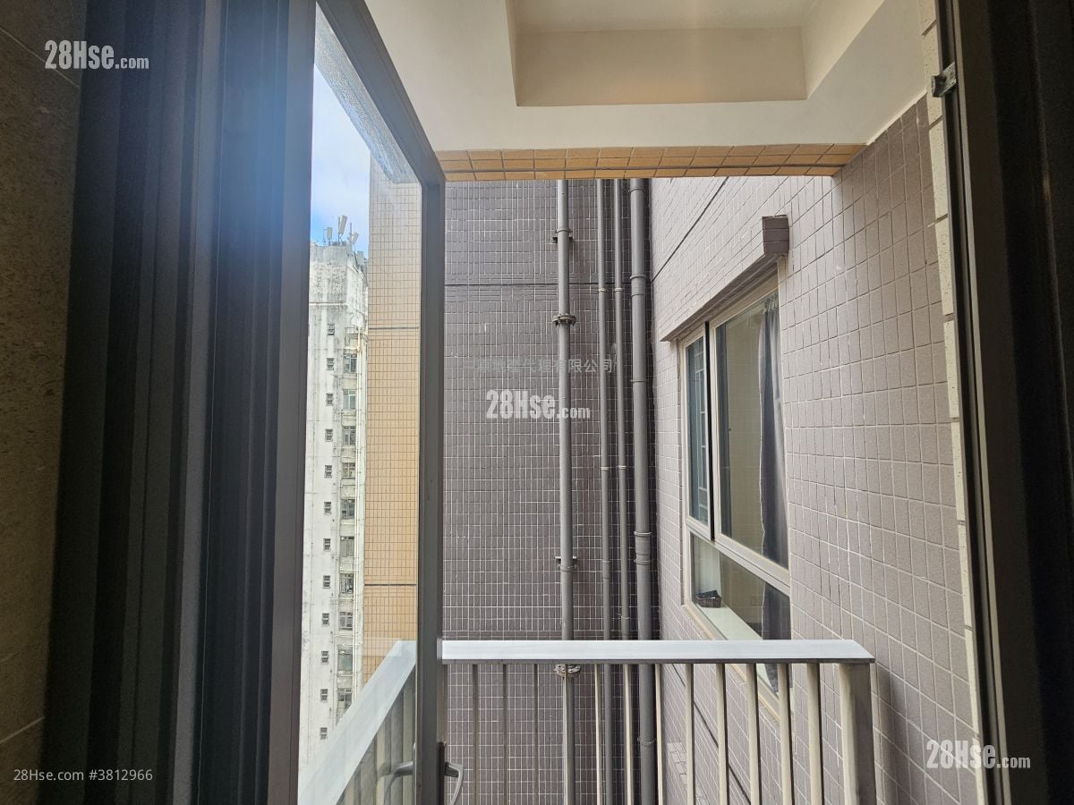 Heya Star Sell 2 Bedrooms , 1 Bathroom 520 ft²