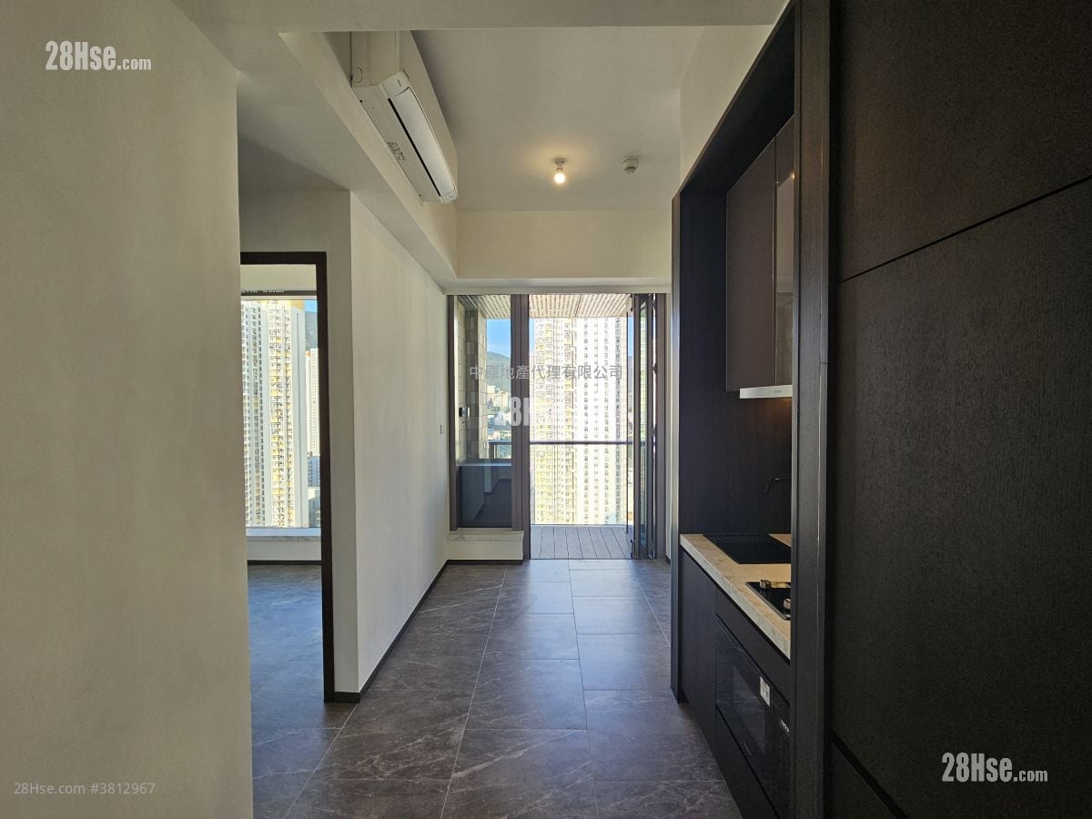 Belgravia Place 售盘 3 房 , 1 浴室 425 平方尺