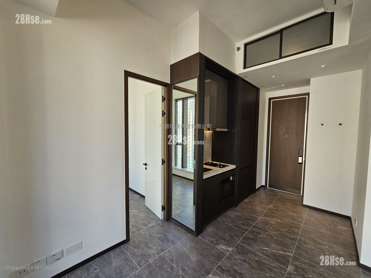 Belgravia Place 售盘 3 房 , 1 浴室 425 平方尺