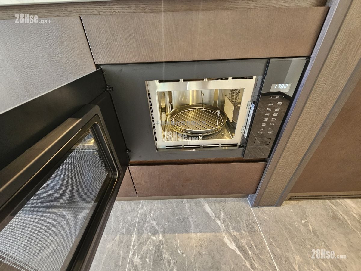 Belgravia Place 售盘 3 房 , 1 浴室 425 平方尺