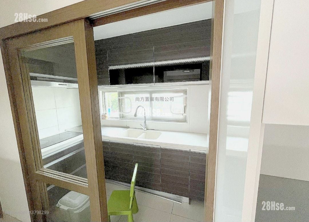 村屋 租盘 3 房 , 2 浴室 1,400 平方尺