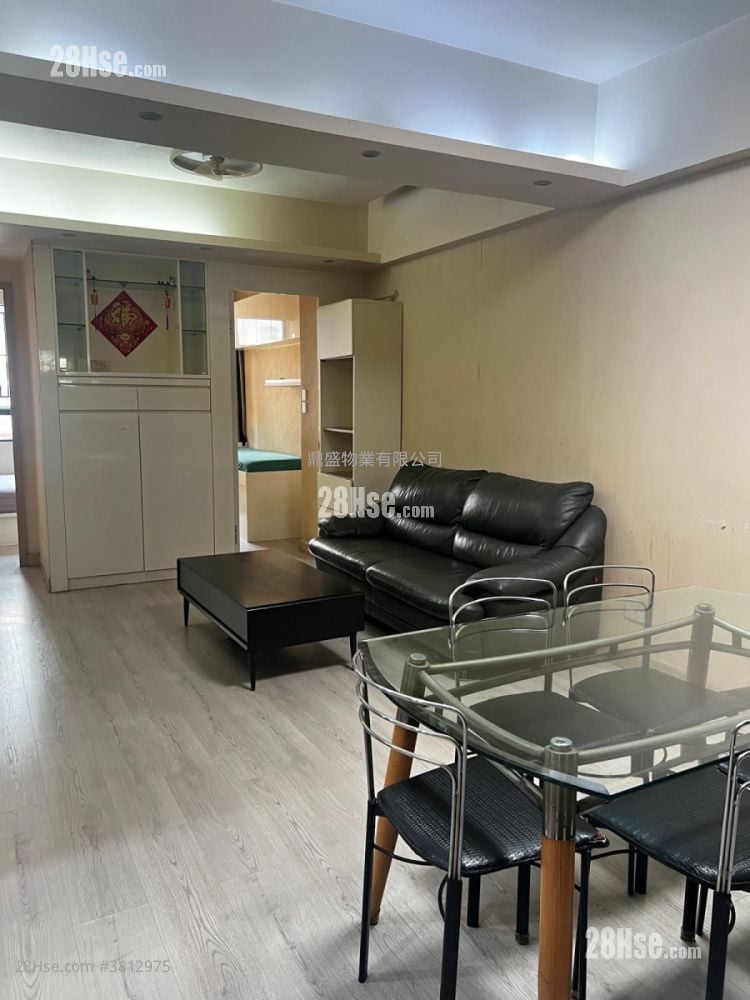 雲華大廈 租盤 4 房 , 2 浴室 657 平方呎