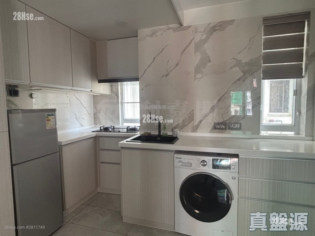 Viking Garden Rental 2 Bedrooms , 1 Bathroom 422 ft²