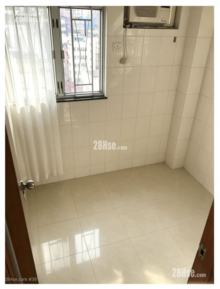 广亚大厦 售盘 2 房 , 1 浴室 329 平方尺