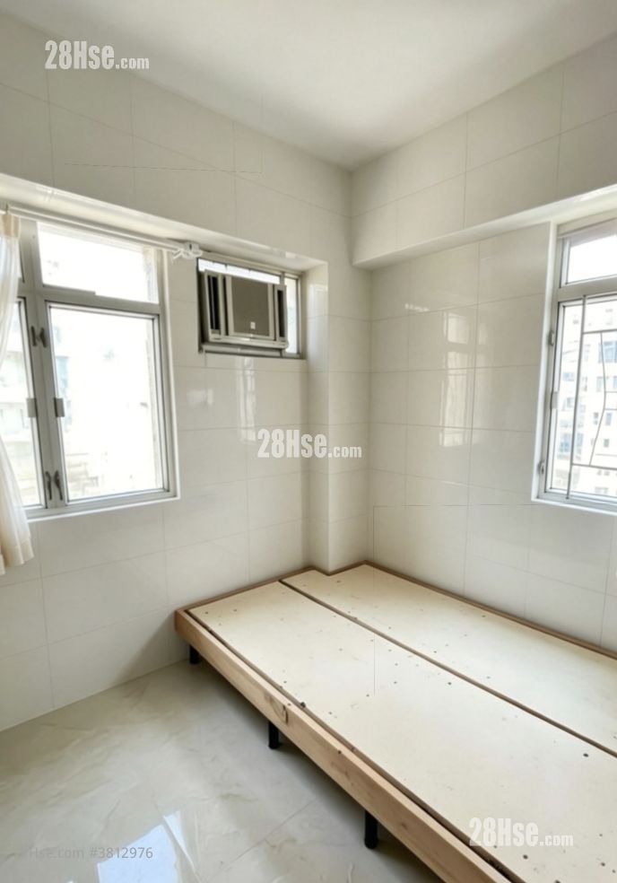 广亚大厦 售盘 2 房 , 1 浴室 329 平方尺