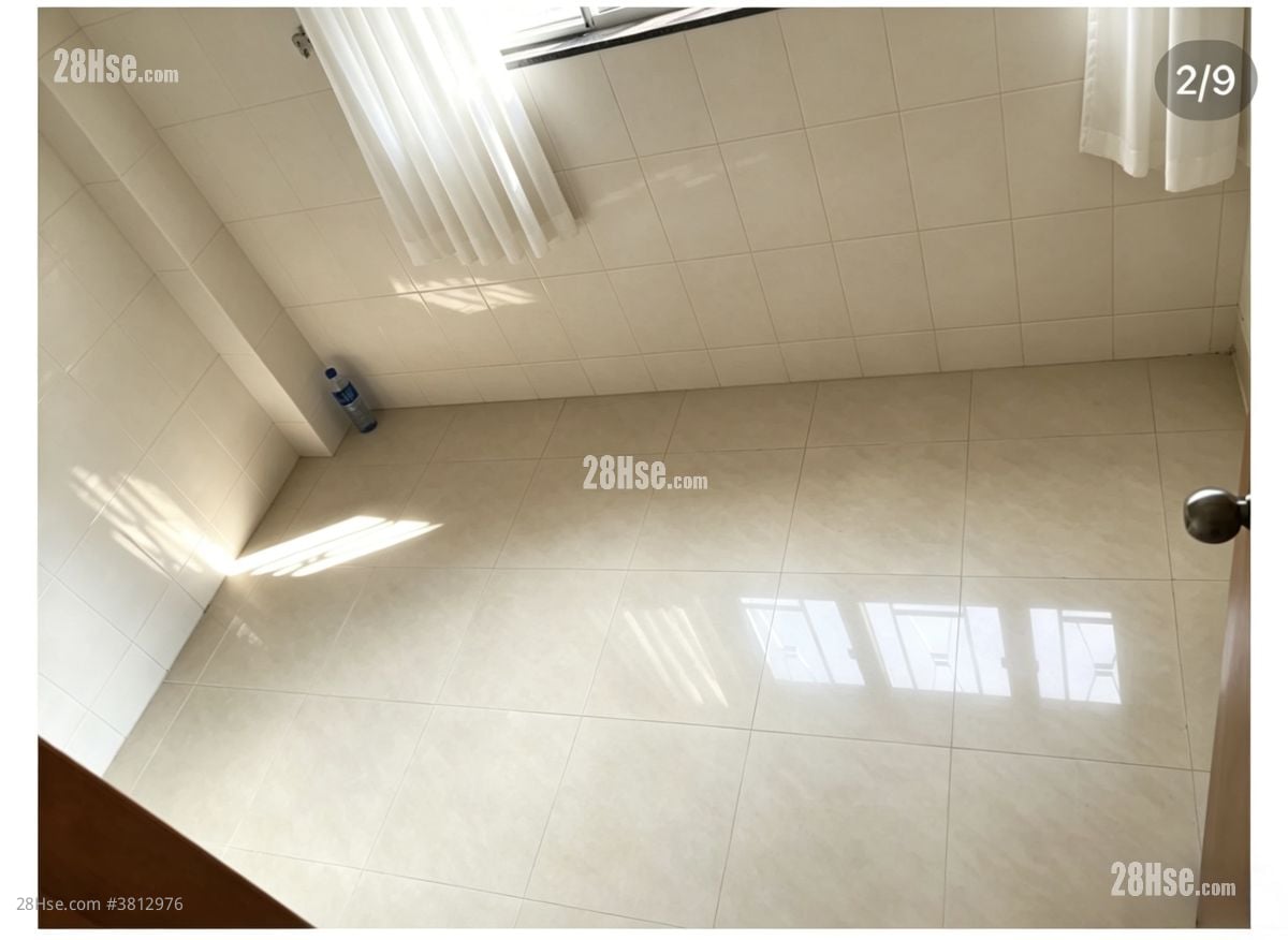 广亚大厦 售盘 2 房 , 1 浴室 329 平方尺