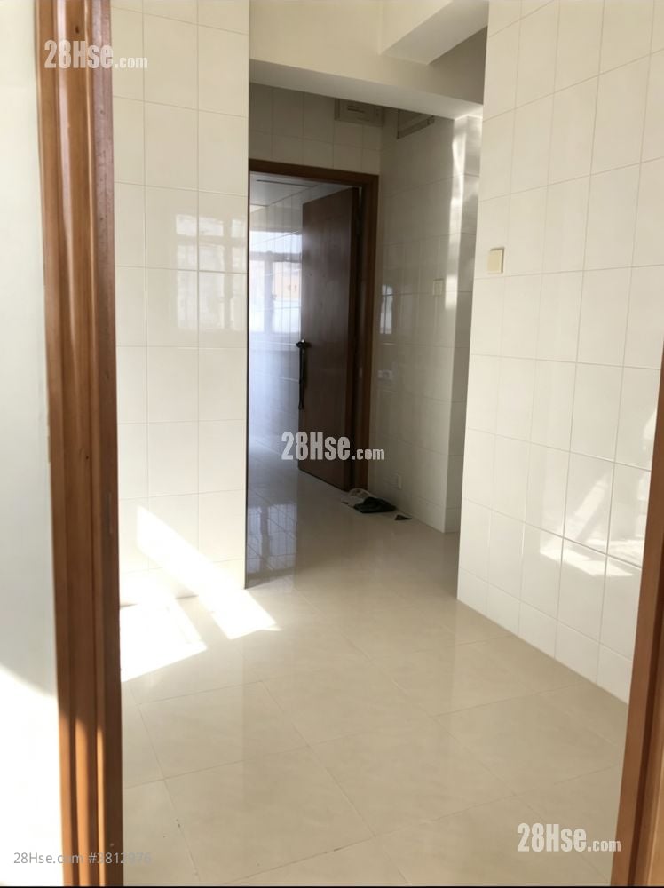 广亚大厦 售盘 2 房 , 1 浴室 329 平方尺