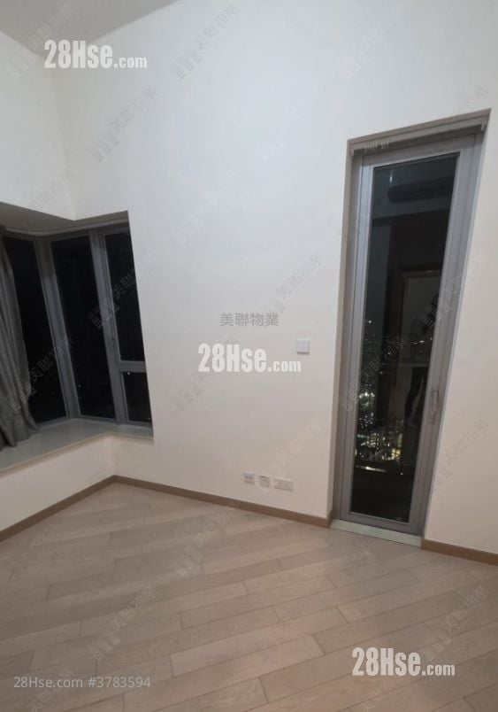 珑门 租盘 4 房 , 3 浴室 1,015 平方尺