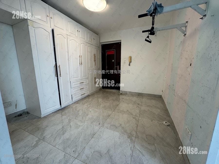 富景花园 售盘 3 房 592 平方尺