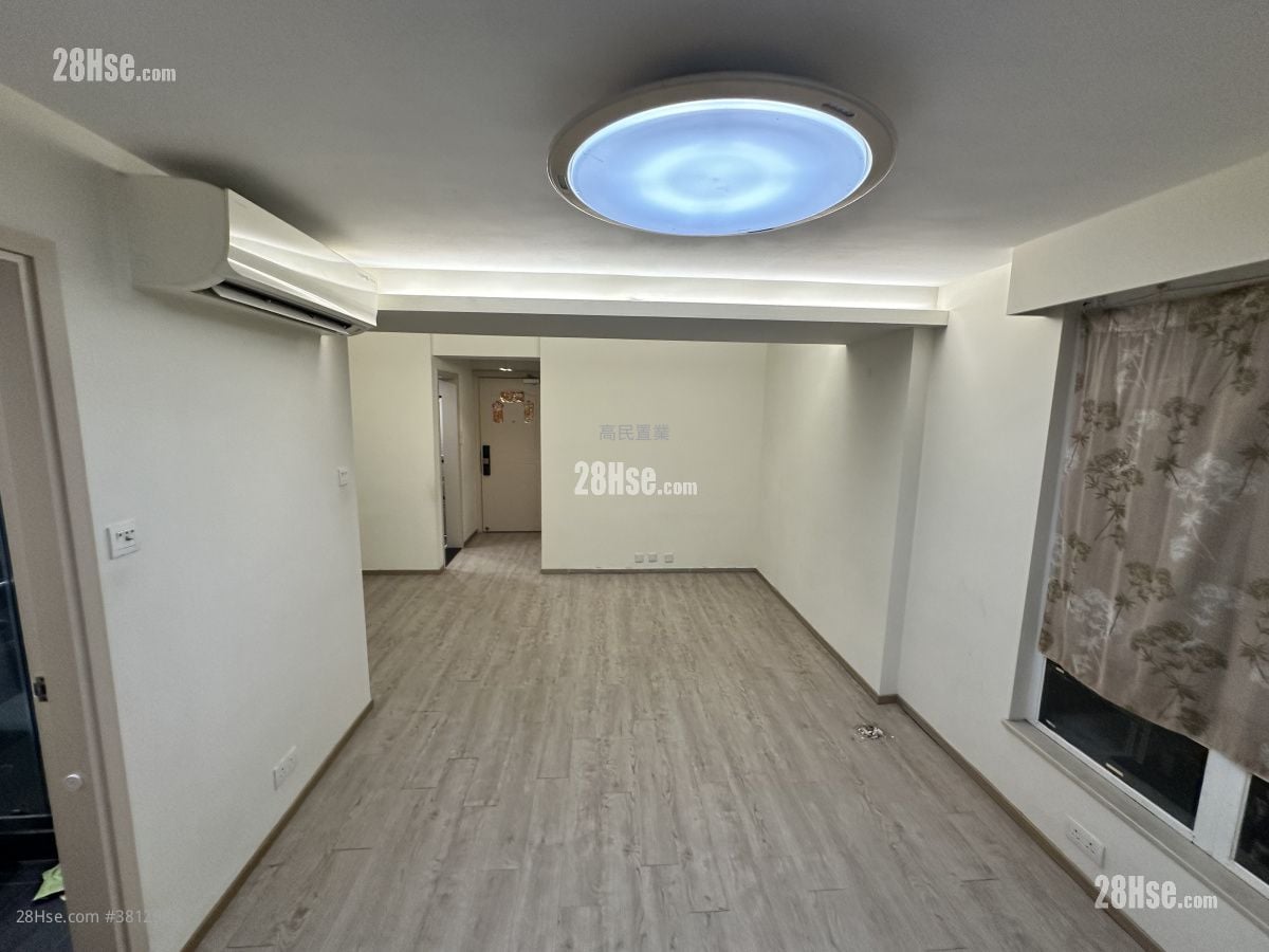 Clifford Mansion Sell 2 Bedrooms , 1 Bathroom 546 ft²