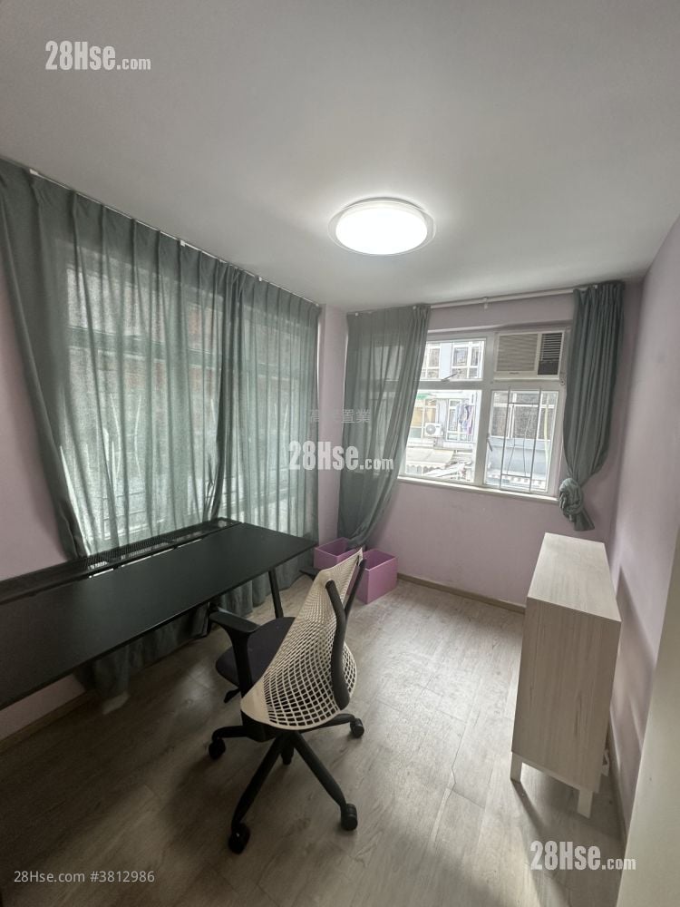 Clifford Mansion Sell 2 Bedrooms , 1 Bathroom 546 ft²