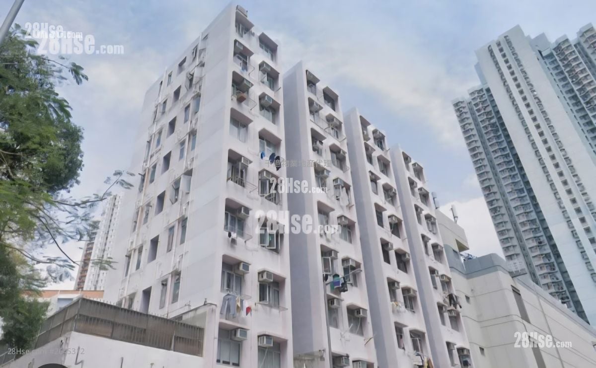 寶田大廈 售盤 2 房 318 平方呎