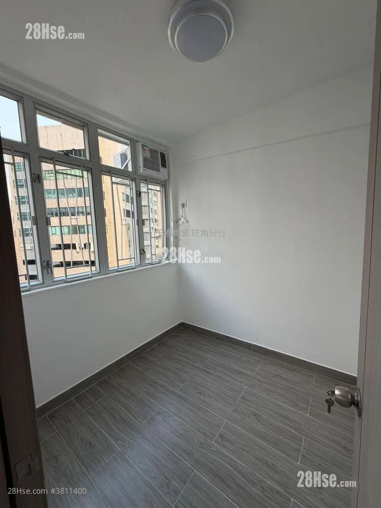 Peony House Sell 3 Bedrooms 395 ft²