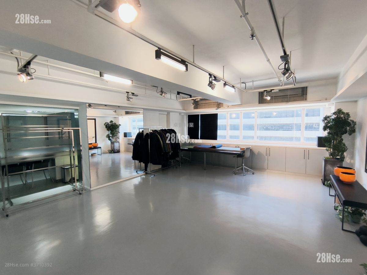 億利工業中心 租盤 3 房 , 2 廁所 2,565 平方呎