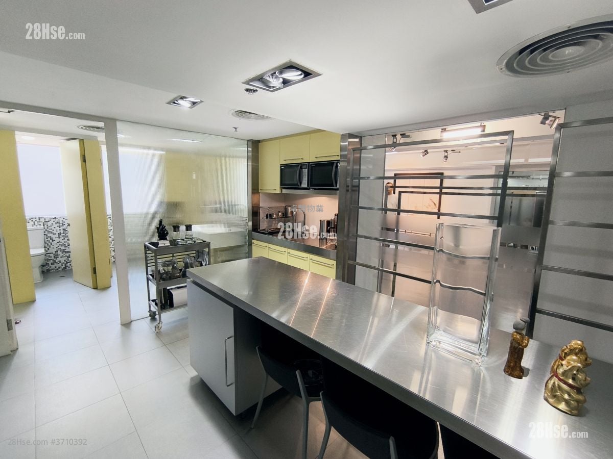 億利工業中心 租盤 3 房 , 2 廁所 2,565 平方呎