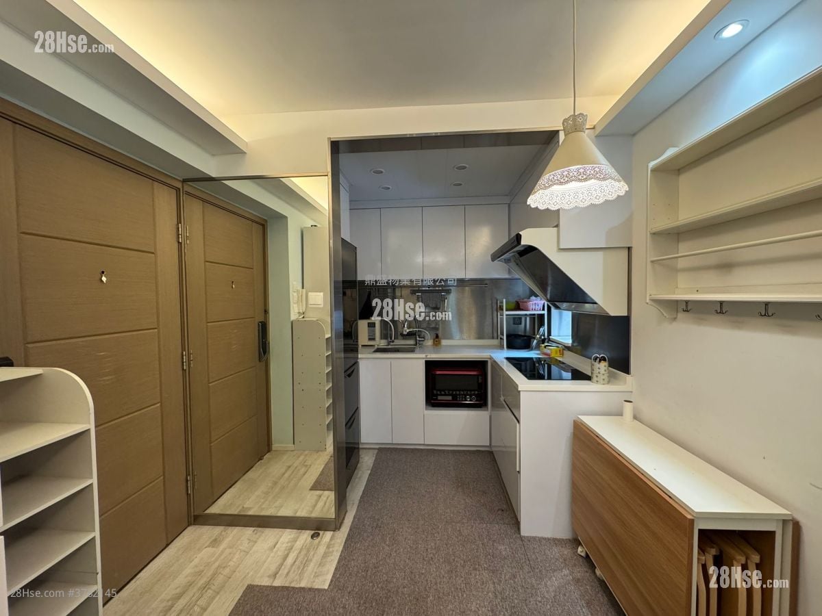 Nan Fung Sun Chuen Sell 2 Bedrooms , 1 Bathroom 391 ft²