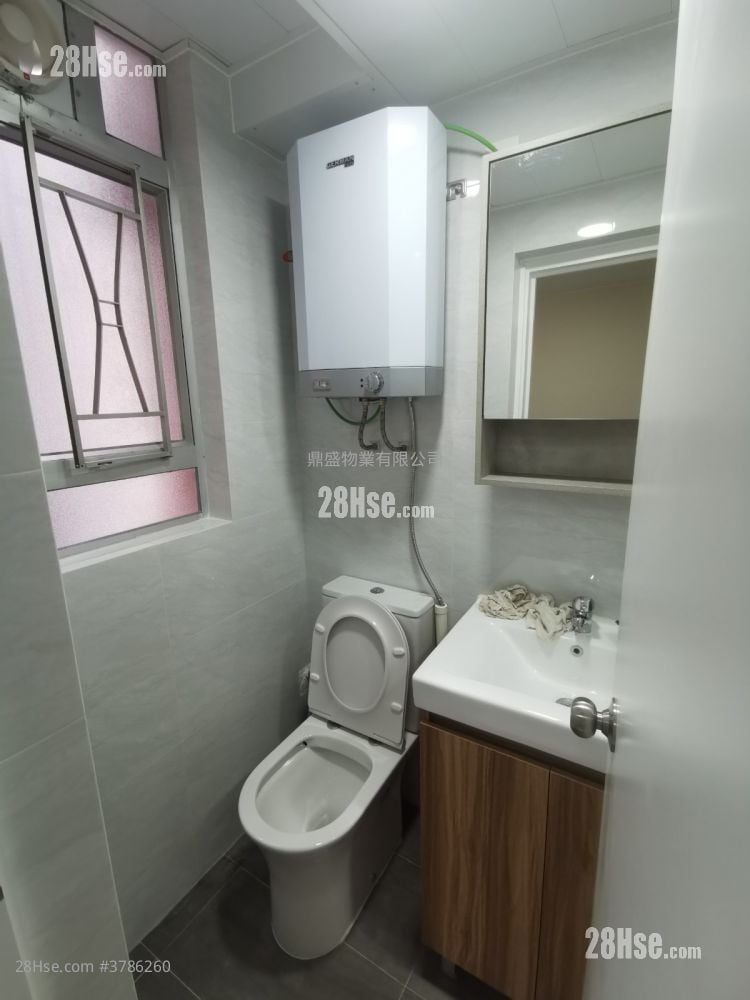 Yalford Building Rental 2 Bedrooms , 1 Bathroom 393 ft²