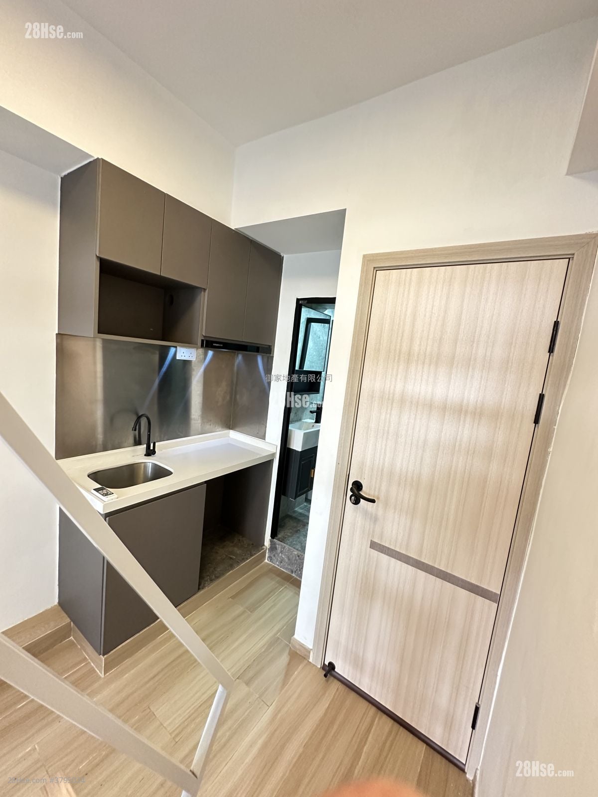 正街34号 租盘 1 浴室 150 平方尺