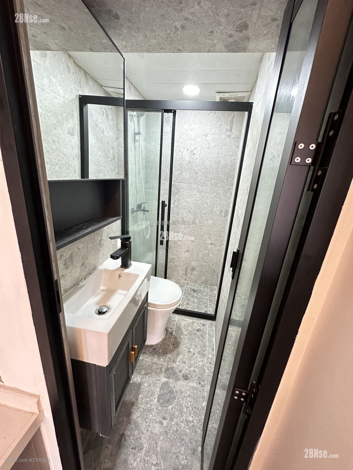 正街34号 租盘 1 浴室 150 平方尺