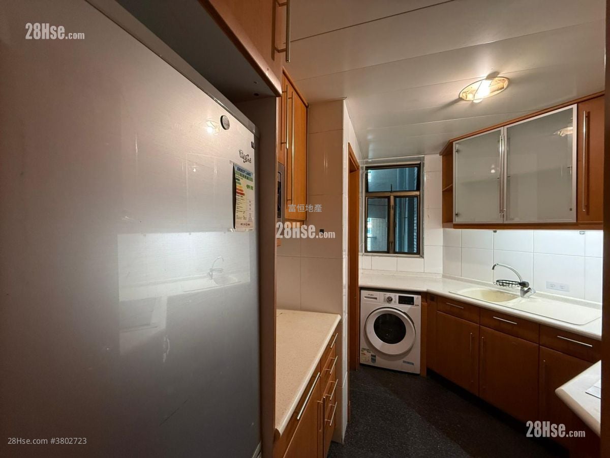 半岛豪庭 售盘 3 房 , 1 浴室 647 平方尺