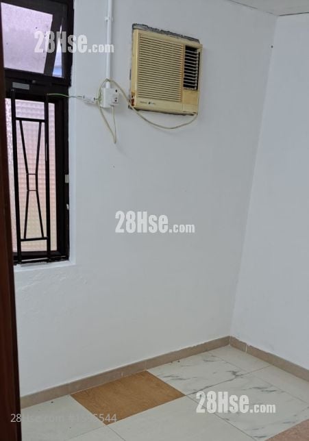 Tai Tong Tsuen Rental 450 ft²