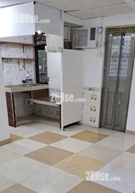 Tai Tong Tsuen Rental 450 ft²